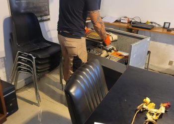 Sala stampa al Tribunale di Milano, ultimate le operazioni di trasloco