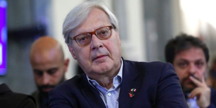 Il sottosegretario Sgarbi contro i giornalisti. Ora è la volta del collega del Fatto Mackinson