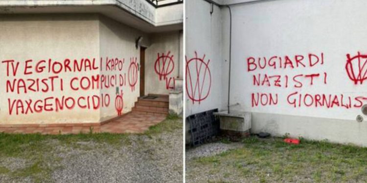Imbrattata dai novax la sede di Varesenews. Alg: Attacchi da non sottovalutare