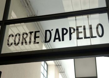 Accerchiarono una troupe del Tg5, condannati in appello tre ‘No vax’