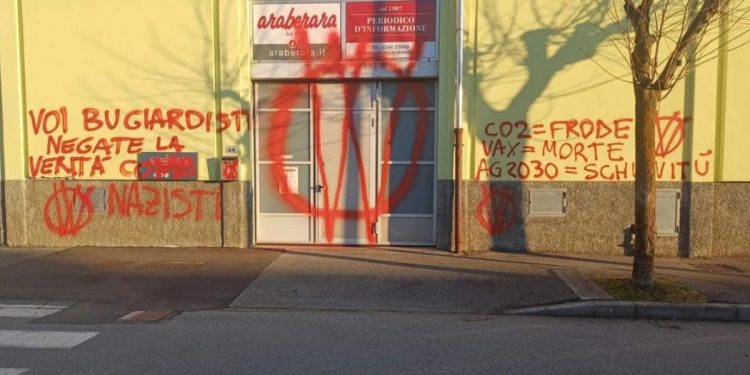 NO VAX scatenati contro 5 redazioni. Alg: “Attacchi inaccettabili”