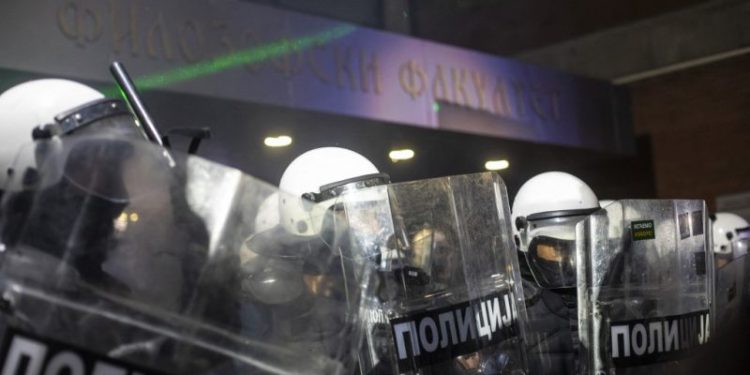 Serbia: We demand accountability from the Ministry of Interior for attacks on journalists during the student protest in Novi Sad