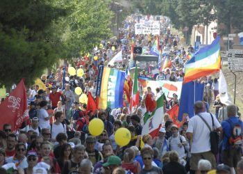 Disarmare le parole per disarmare le menti per disarmare la terra. Chi raccoglie l’ultimo appello di Papa Francesco? Un corso
