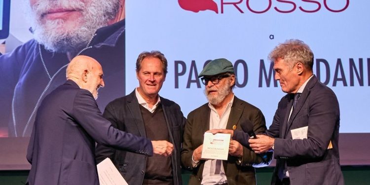 Premio Roberto Morrione per il giornalismo investigativo: i vincitori. Il premio Baffo rosso a Paolo Mondani