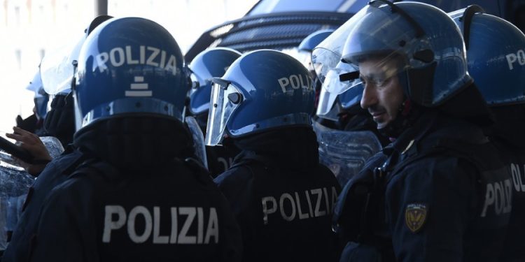 Udine, Fnsi: «Solidarietà ai giornalisti feriti»