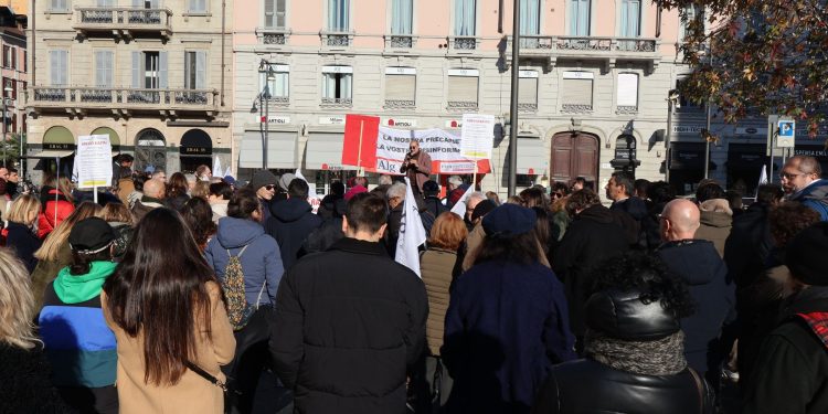 Cdr, contrattualizzati e precari insieme alla manifestazione dei giornalisti