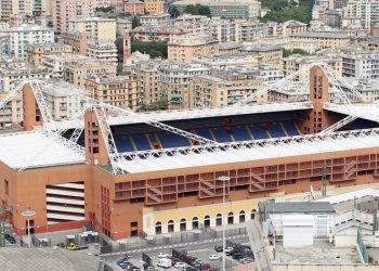 Genova, ancora uno striscione contro i giornalisti. Assostampa con Odg e Ussi: «Inaccettabile, la questura intervenga»