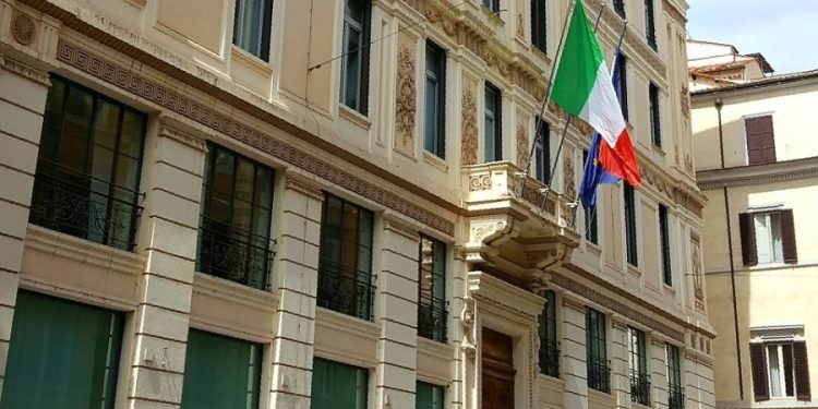 Equo compenso per i giornalisti, Fnsi: «Avanti con il tavolo al Die»