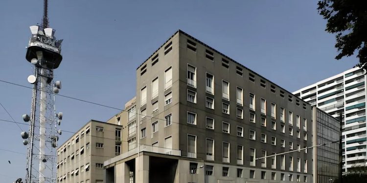 Rai: giù le mani dal Centro di produzione Tv di Corso Sempione