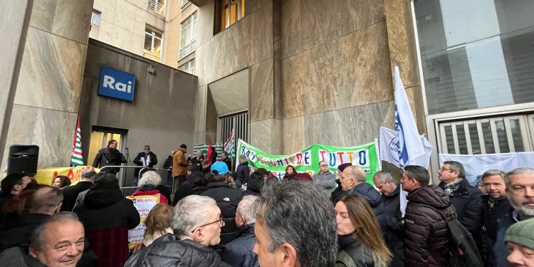 Rai di corso Sempione: la protesta dei lavoratori