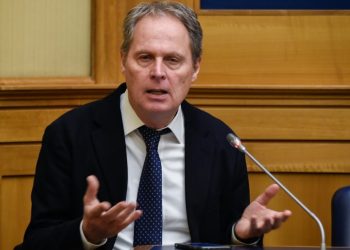 Formazione, Bartoli: «Sospensione e radiazione per chi non ha i crediti». Contraria la Fnsi