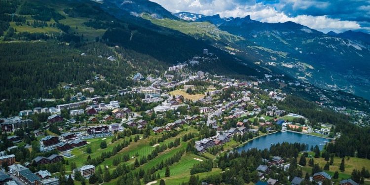 Inviati Rai aggrediti a Crans – Montana, la solidarietà del sindacato