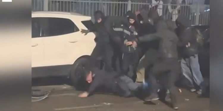 Troupe Rai aggredita a Torino, Fnsi con Subalpina e Usigrai: «Ennesima intimidazione a chi documenta i fatti»