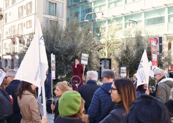 Sciopero nazionale dei giornalisti: numerosi colleghi sono intervenuti al presidio di Milano