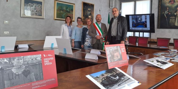 Giornalismo e guerra in Ucraina: la mostra a Calvenzano (Bg)