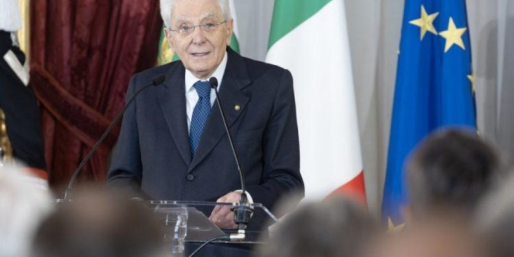 Capaci, Mattarella: «Ha segnato la storia della Repubblica. L’eredità di Falcone e Borsellino patrimonio etico»