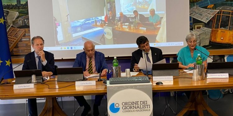 Cento computer dall’Ordine a sostegno dei giornali nelle carceri, presentata l’intesa tra il Consiglio nazionale e il DAP