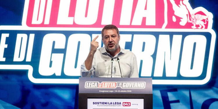 Salvini contro i giornalisti al congresso della Lega. ALG: “Chi attacca i giornalisti attacca la libertà d’informazione”